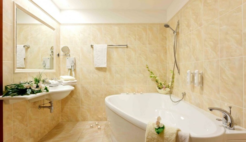 OLYMPIA hotel, s.r.o.**** Mariánské Lázně